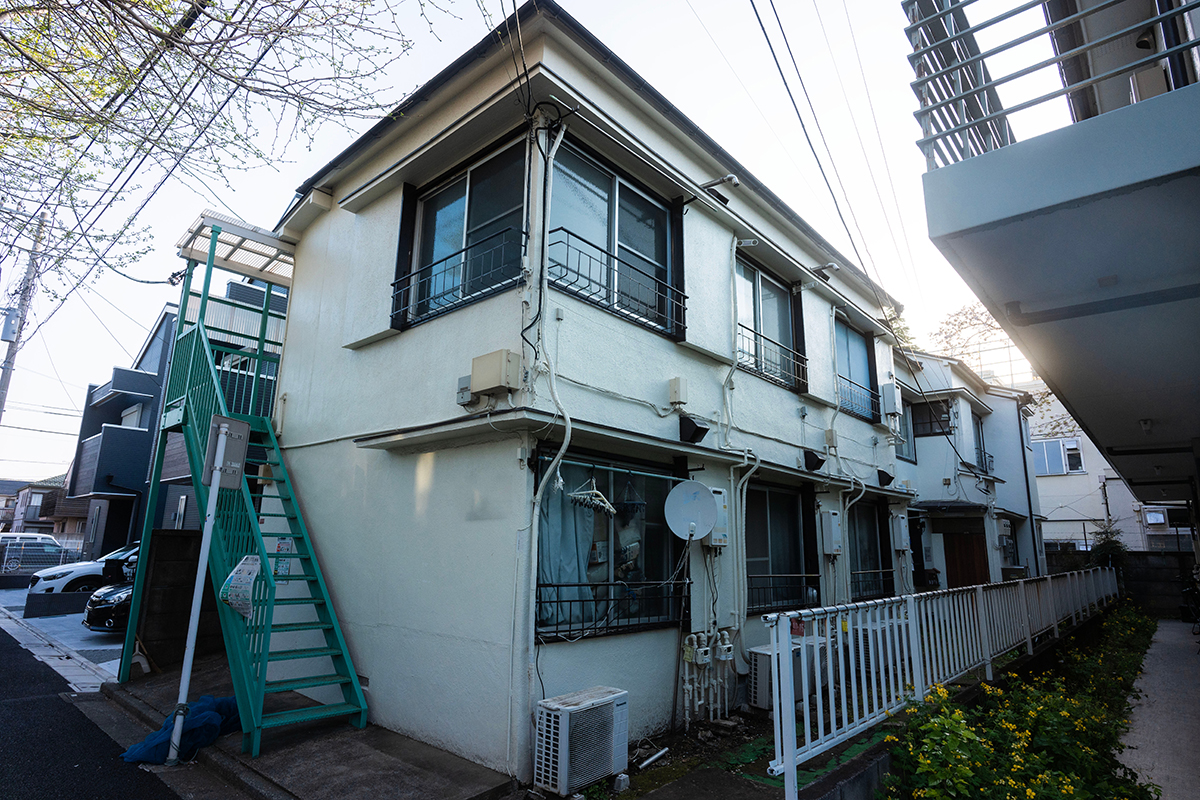 【市川市】修繕費が増えた築古アパートを査定し、売却を決断した事例